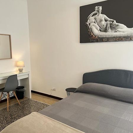 House Of Mia In Prati Apartment Rome Bagian luar foto